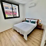 Apartment Luxury Maisonette-loft 200 M To Sea With High Quality Working Desk *