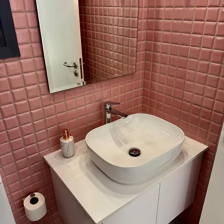 Luxury Maisonette-loft 200 M To Sea With High Quality Working Desk