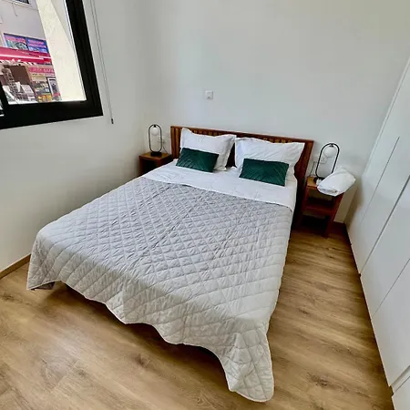 Luxury Maisonette-loft 200 M To Sea With High Quality Working Desk Appartamento *