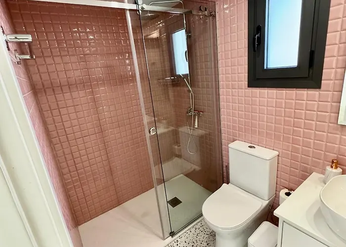 Luxury Maisonette-loft 200 M To Sea With High Quality Working Desk * パ フォス