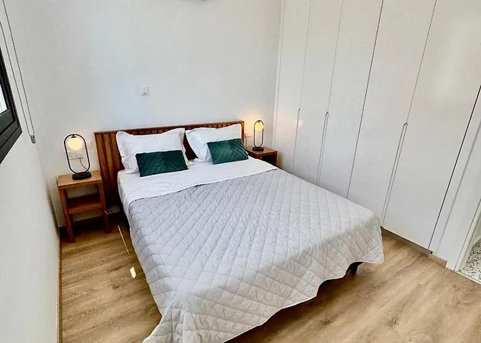 Luxury Maisonette-loft 200 M To Sea With High Quality Working Desk *