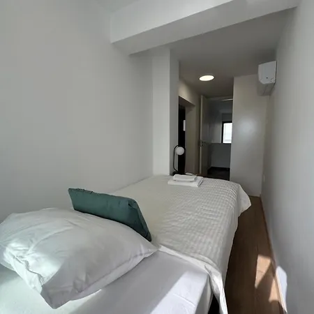 Luxury Maisonette-loft 200 M To Sea With High Quality Working Desk * Paphos